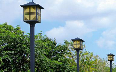 太阳能金川庭院灯怎么选亮度与续航更耐用 太阳能金川庭院灯怎么选亮度与续航更耐用